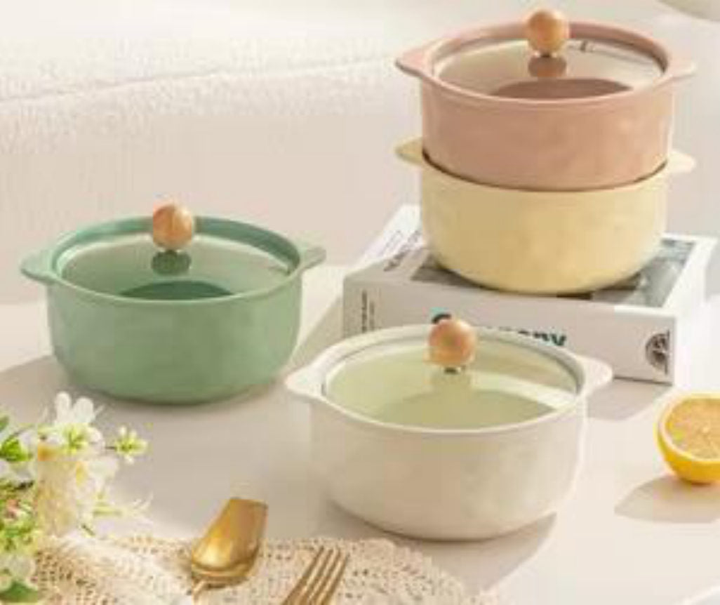 Bowl de cerámica con tapa de vidrio