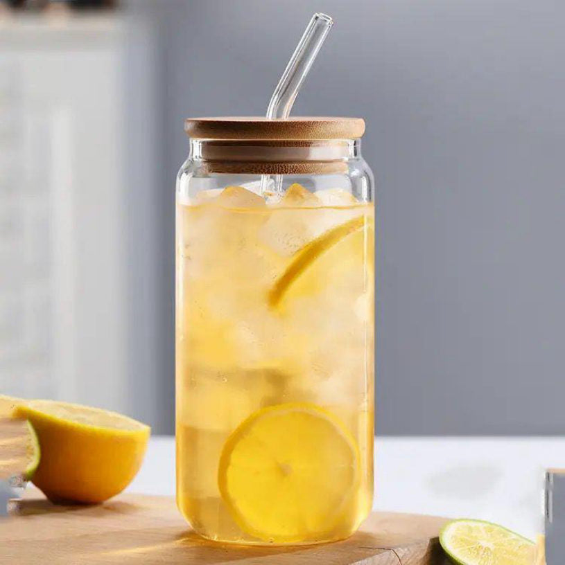 Vaso con tapa de bambú y cañita